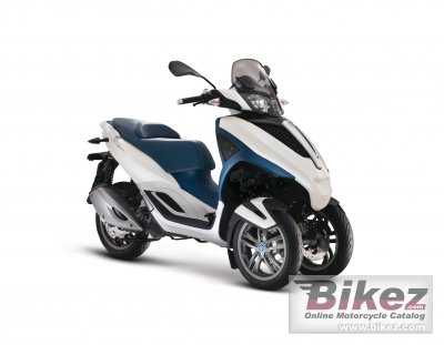 2013 Piaggio MP3 Yourban 300 LT photo